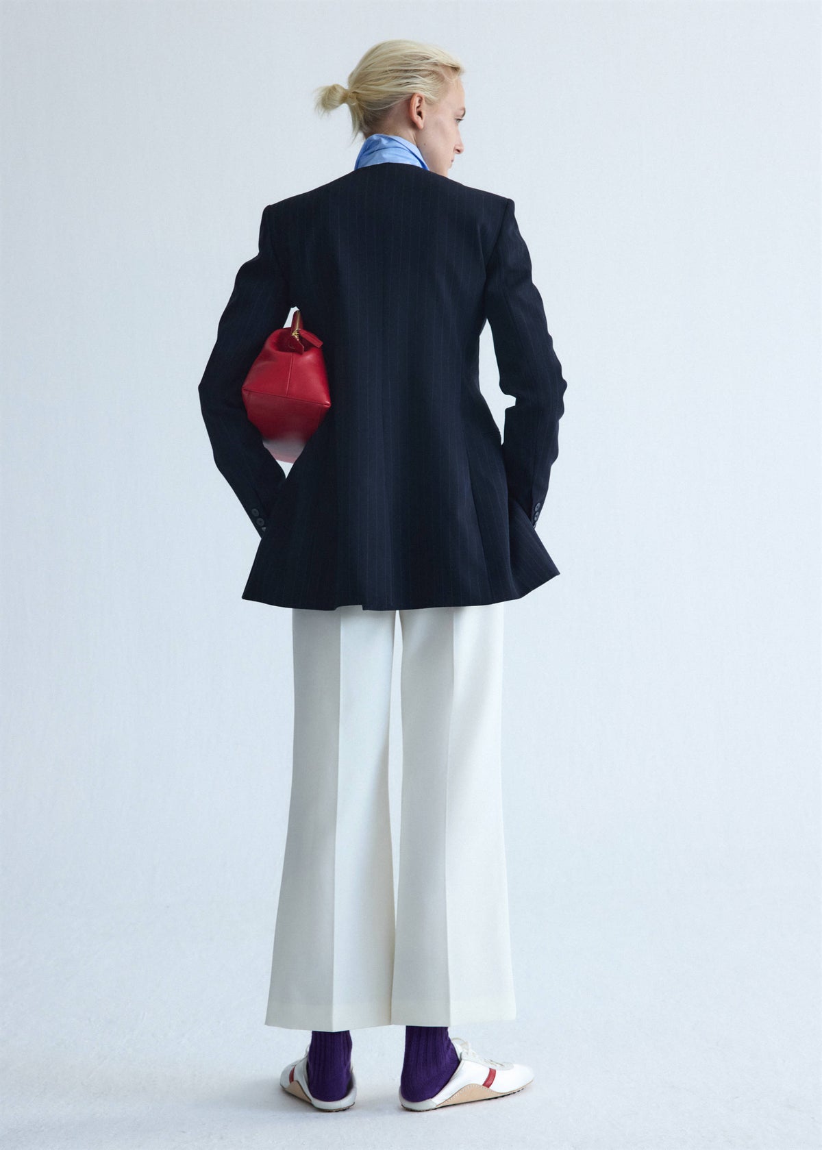 Low-rise cropped trousers