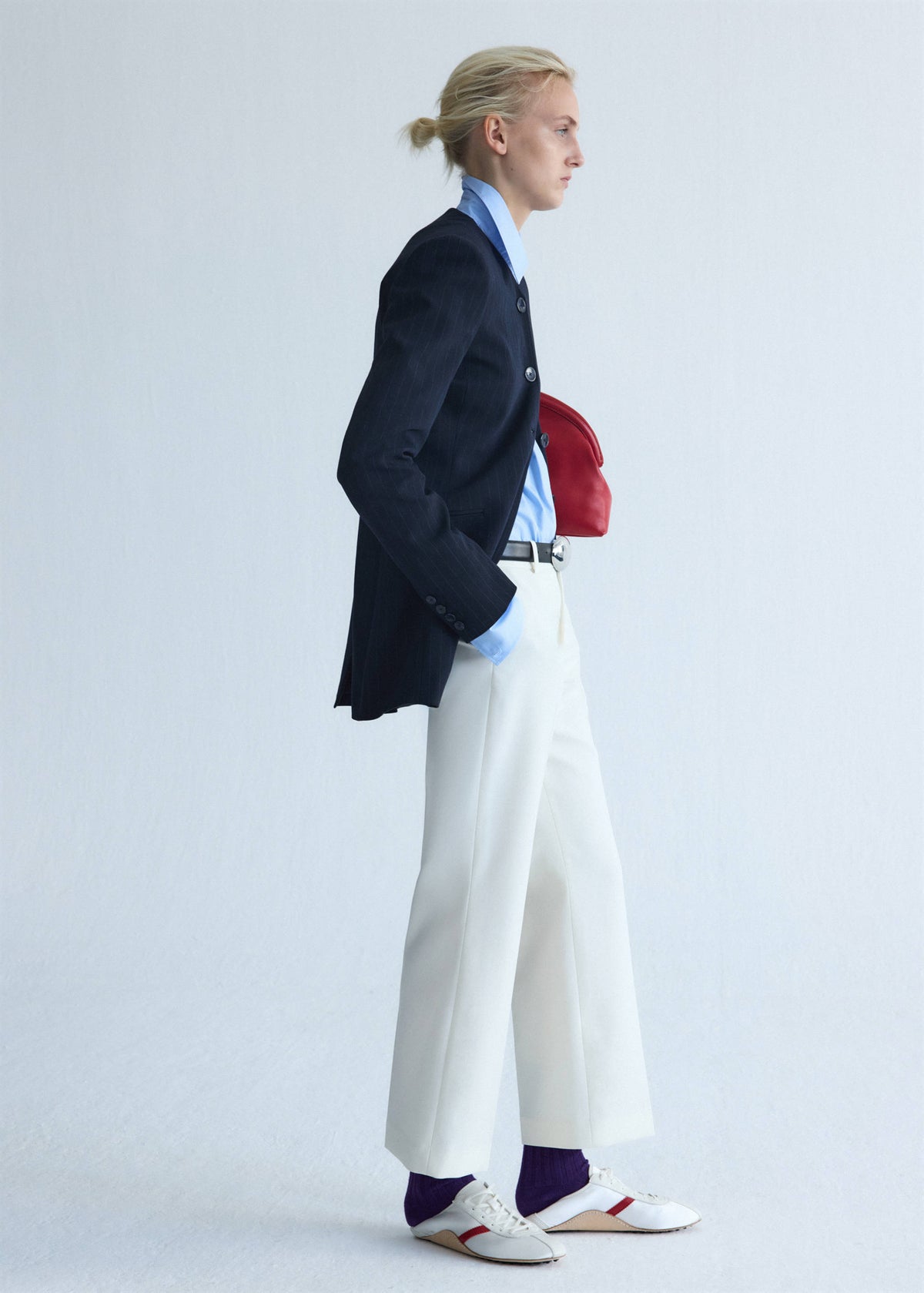 Low-rise cropped trousers