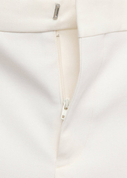 Low-rise cropped trousers