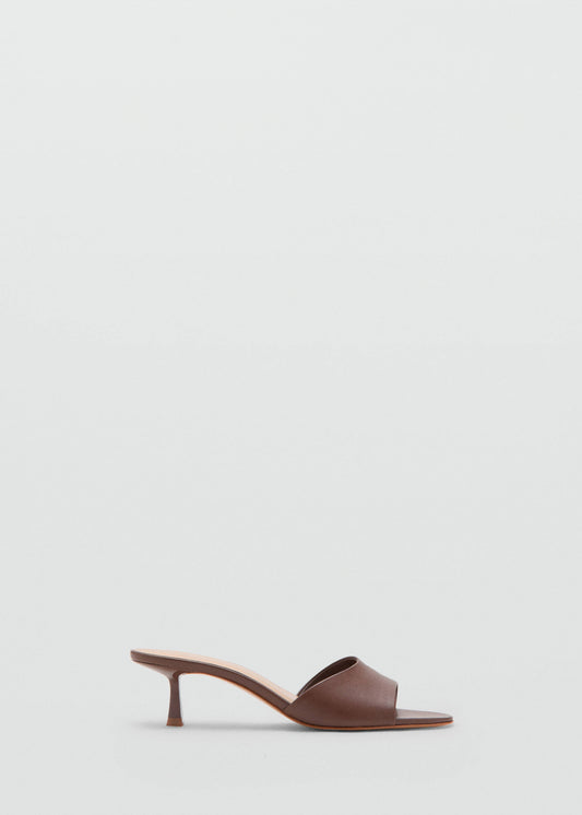 Heel non-structured sandals