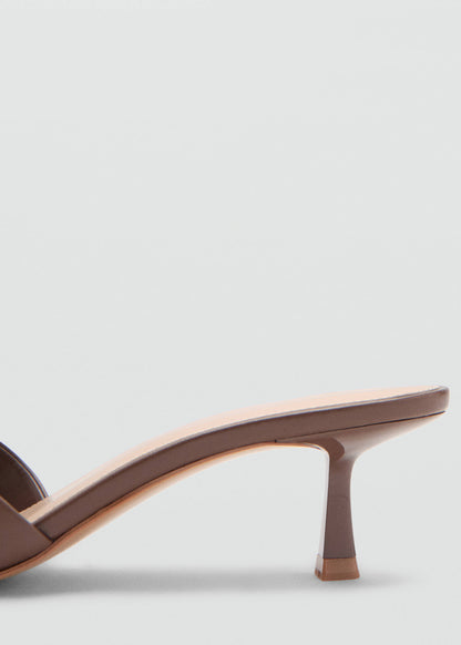 Heel non-structured sandals