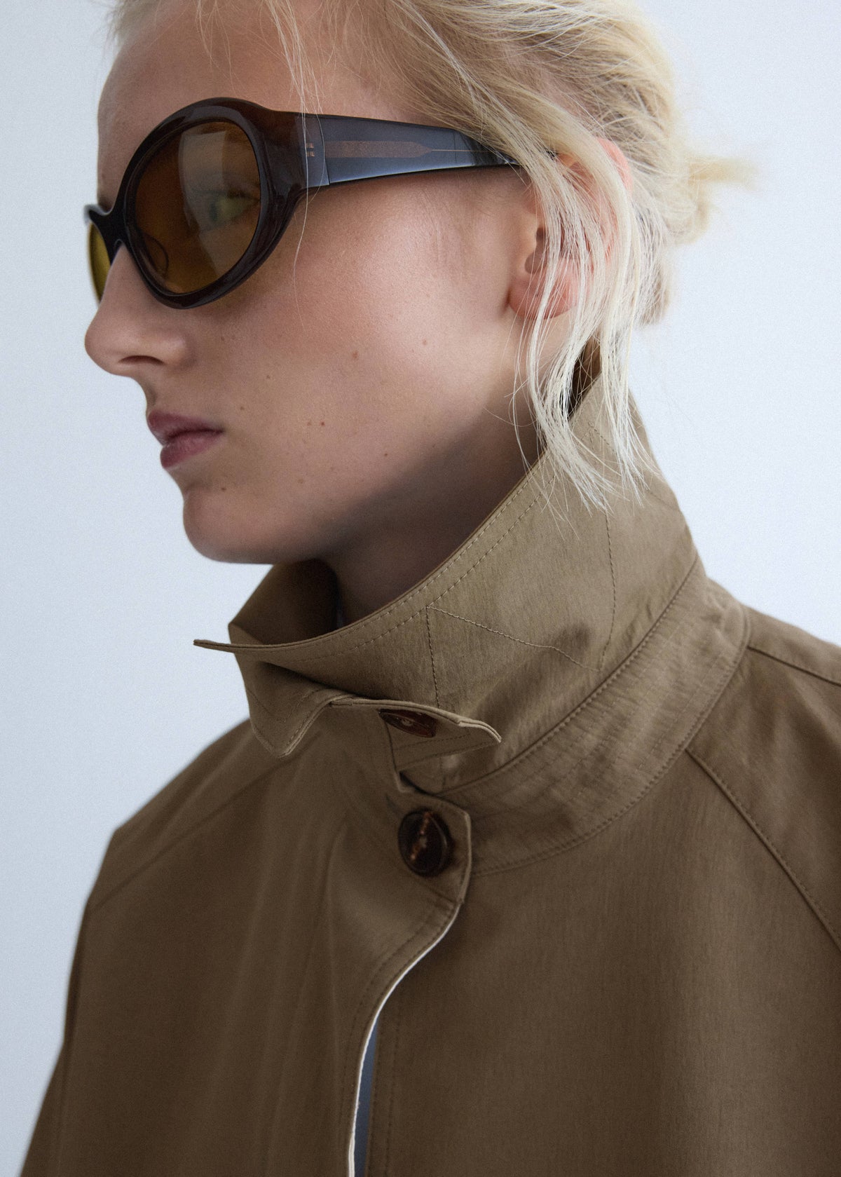 Oversized trench coat with belt