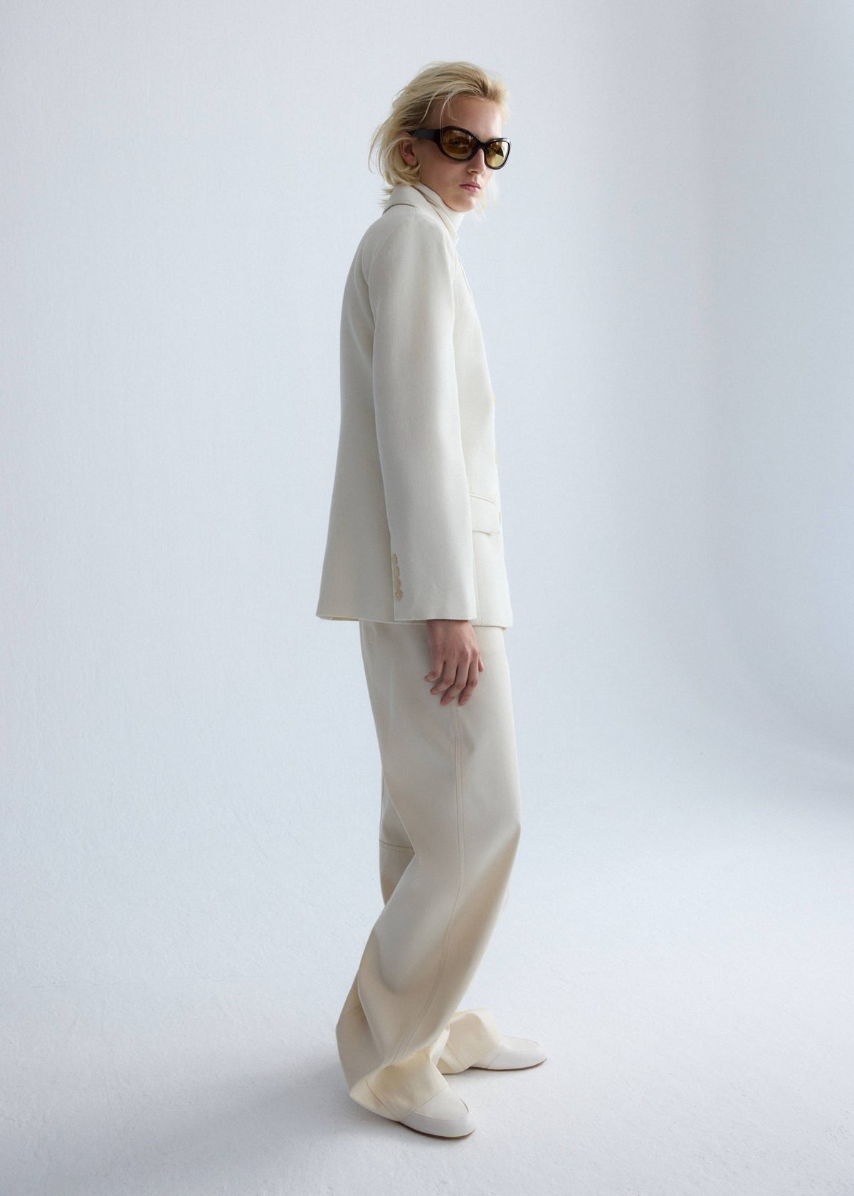 Double-breasted wool blazer