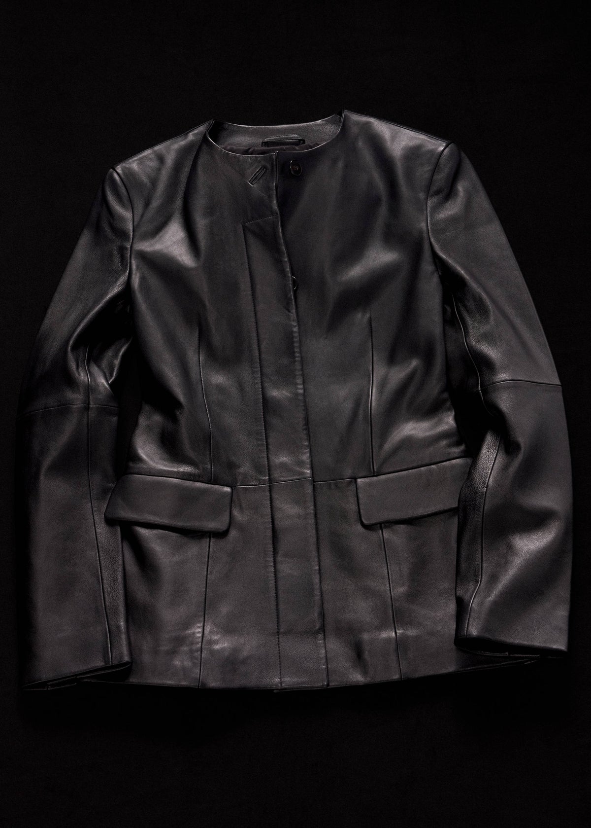Leather round-neck blazer