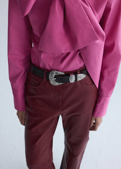 Engraved buckle leather belt