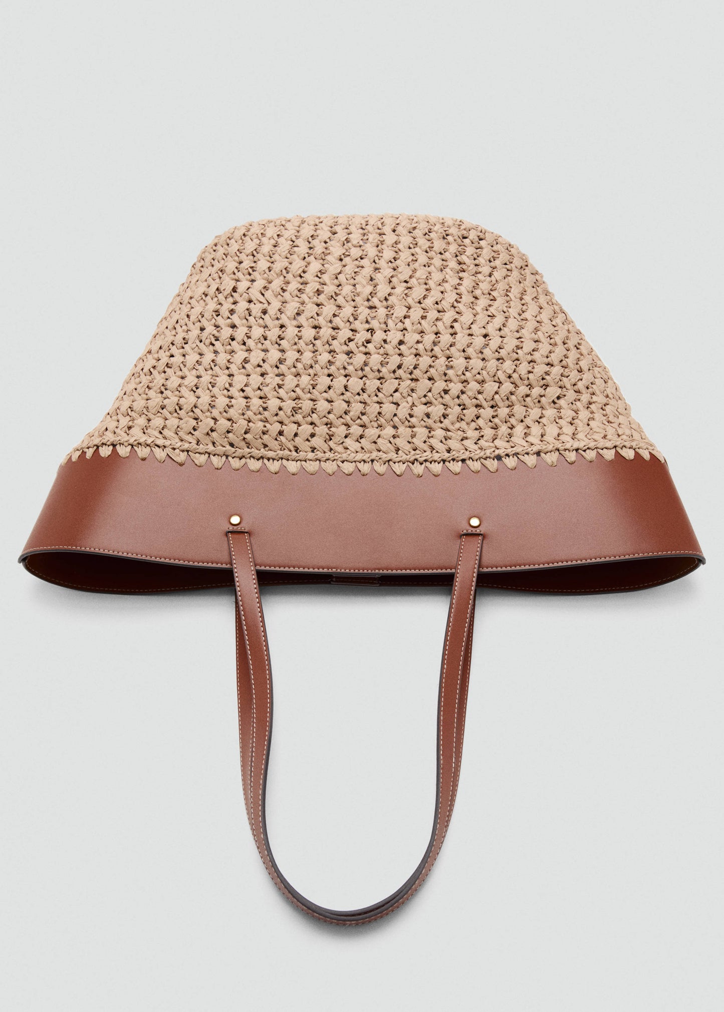 Large natural fibre basket
