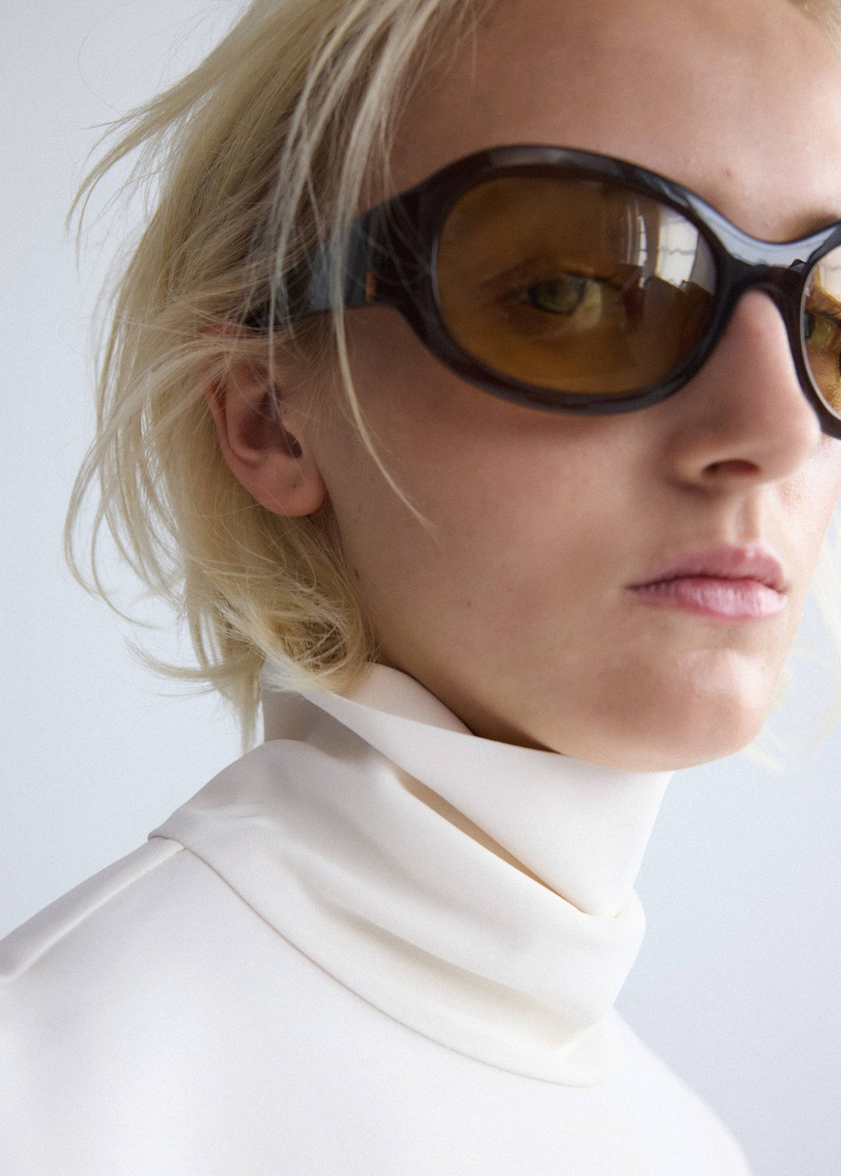 Asymmetric high-neck blouse
