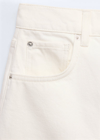 Ankle-length balloon jeans