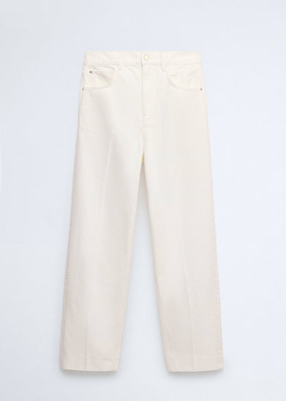 Ankle-length balloon jeans