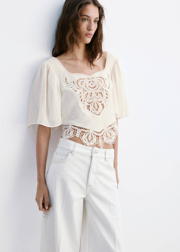 Broderie anglaise crop top