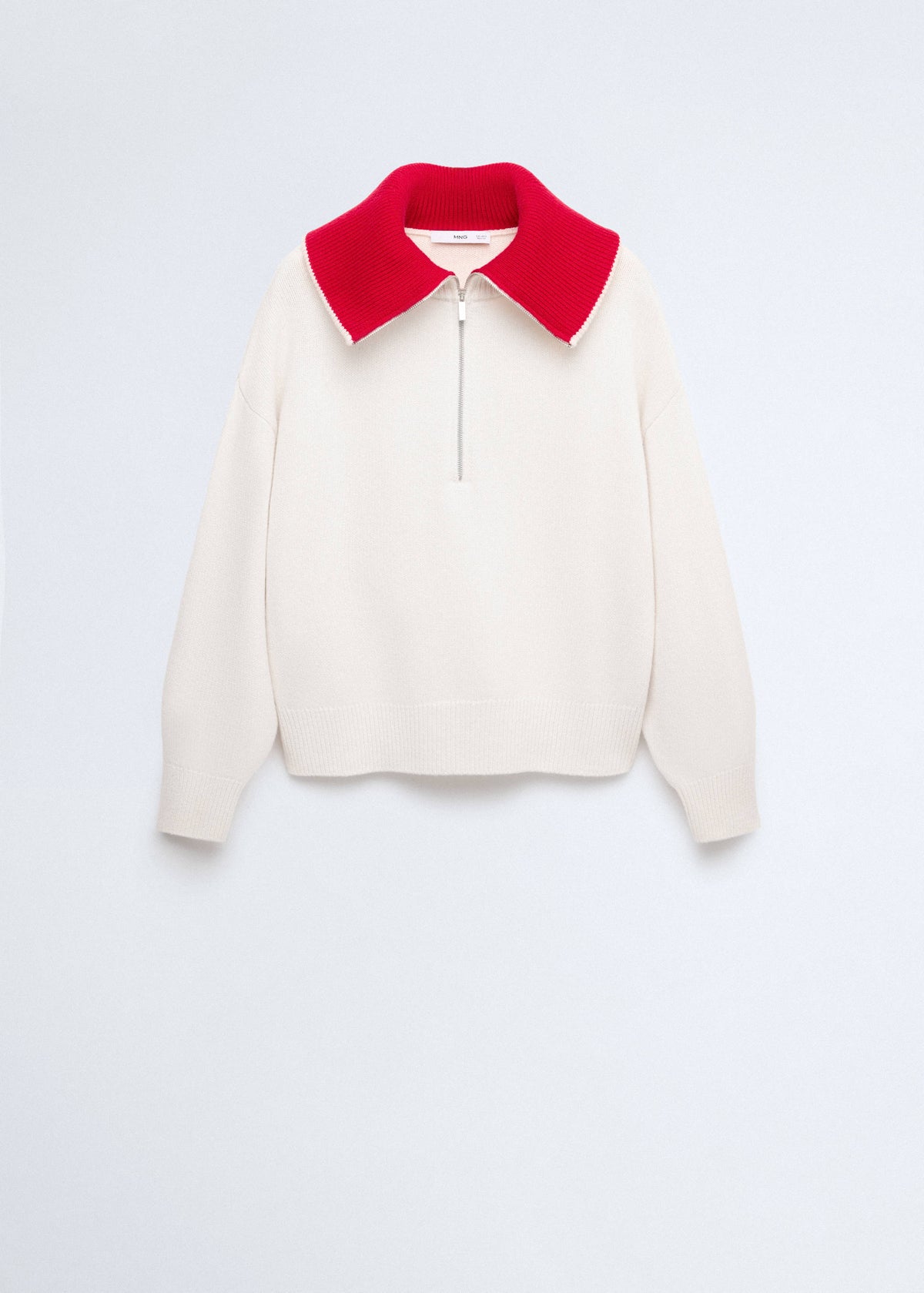 Wool sweater with contrast collar