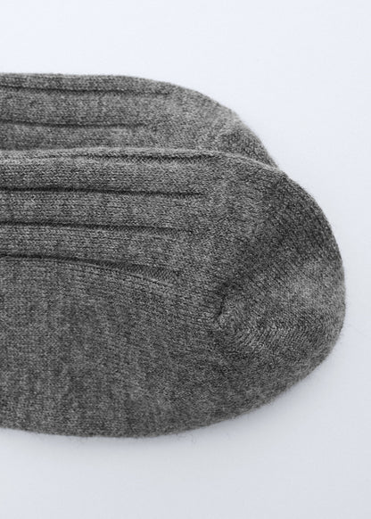 Ribbed wool blend socks