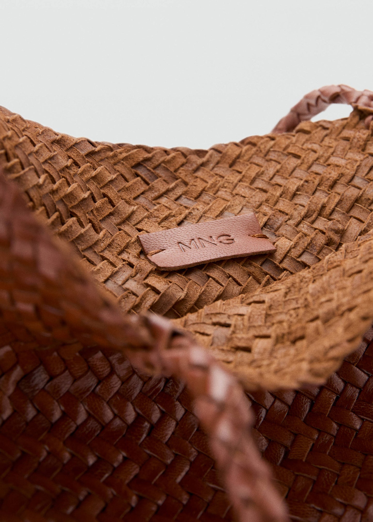 Braided leather shopper bag