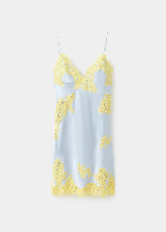 Satin dress with relief lace