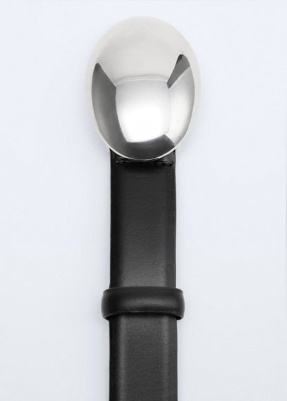 Oval buckle belt
