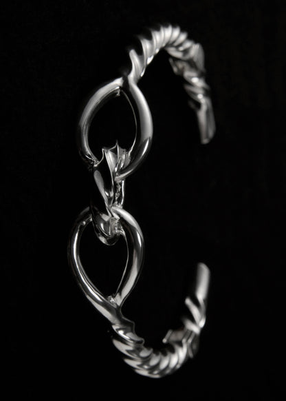 Knot choker necklace