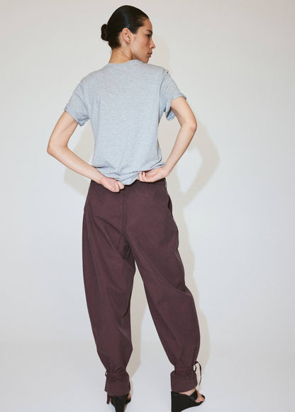 Baggy trousers with ties
