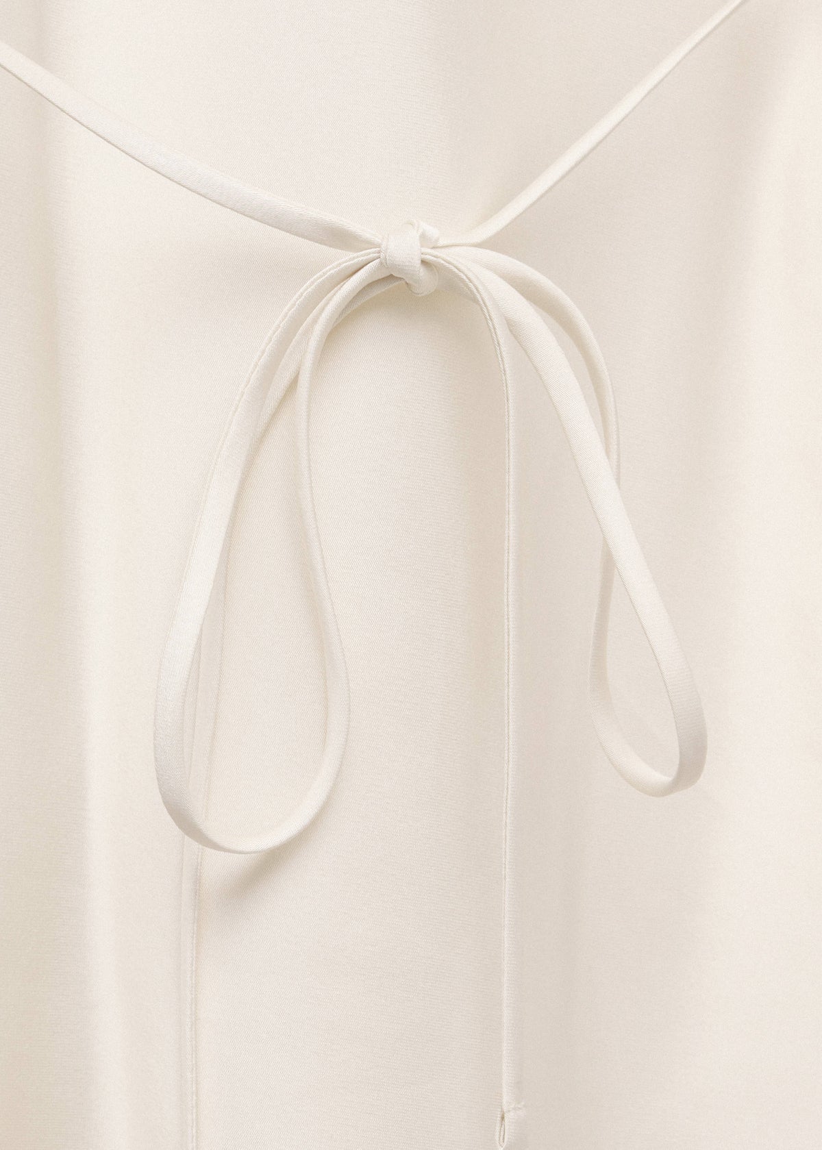 Satin shirt with bow at the back