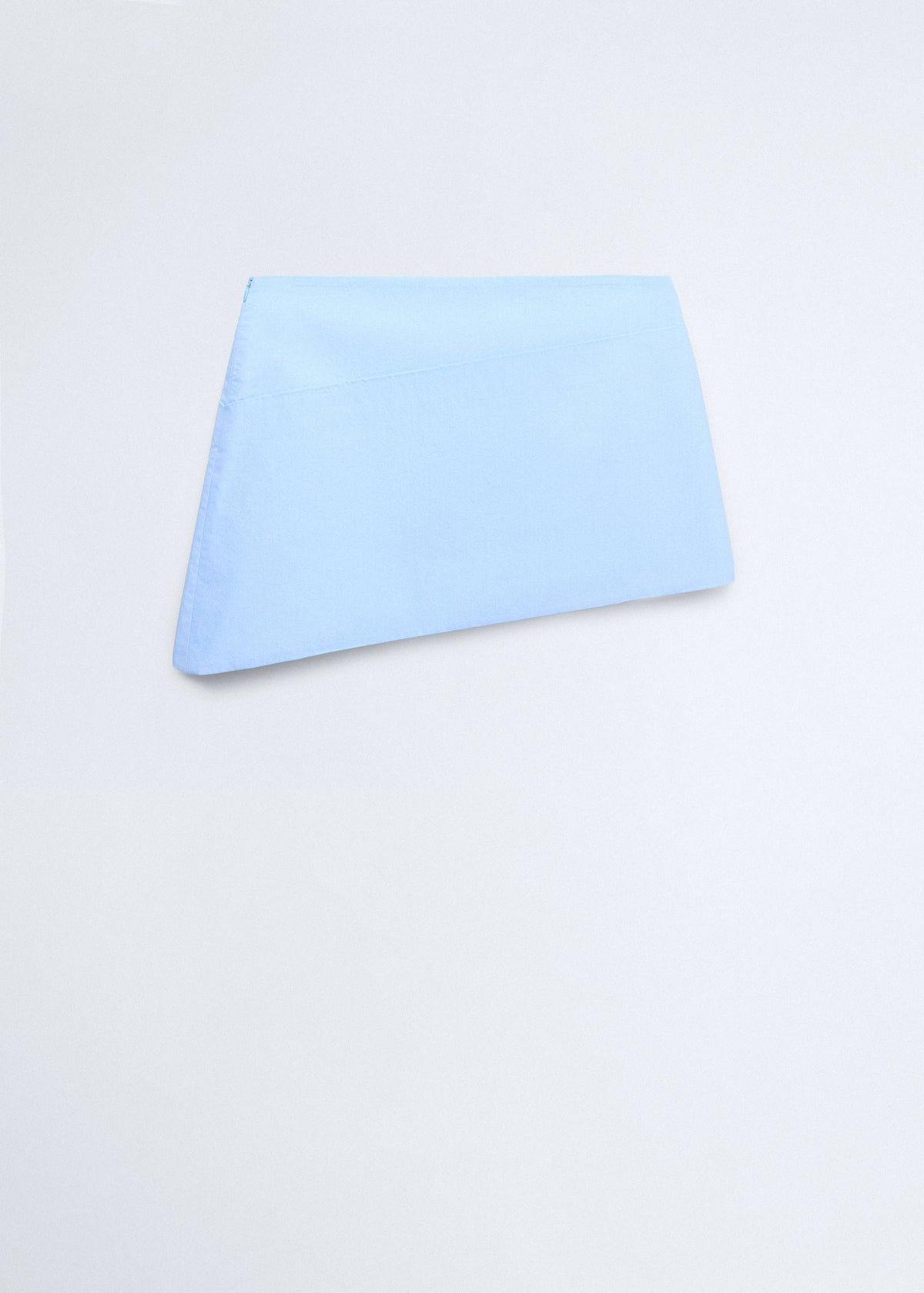 Poplin skirt with asymmetrical hem
