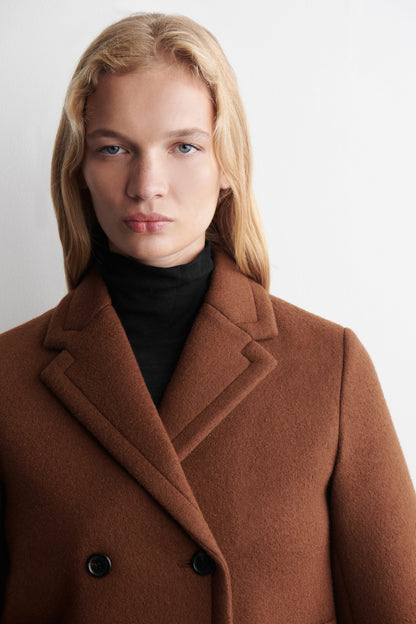 Cropped double-breasted wool blazer