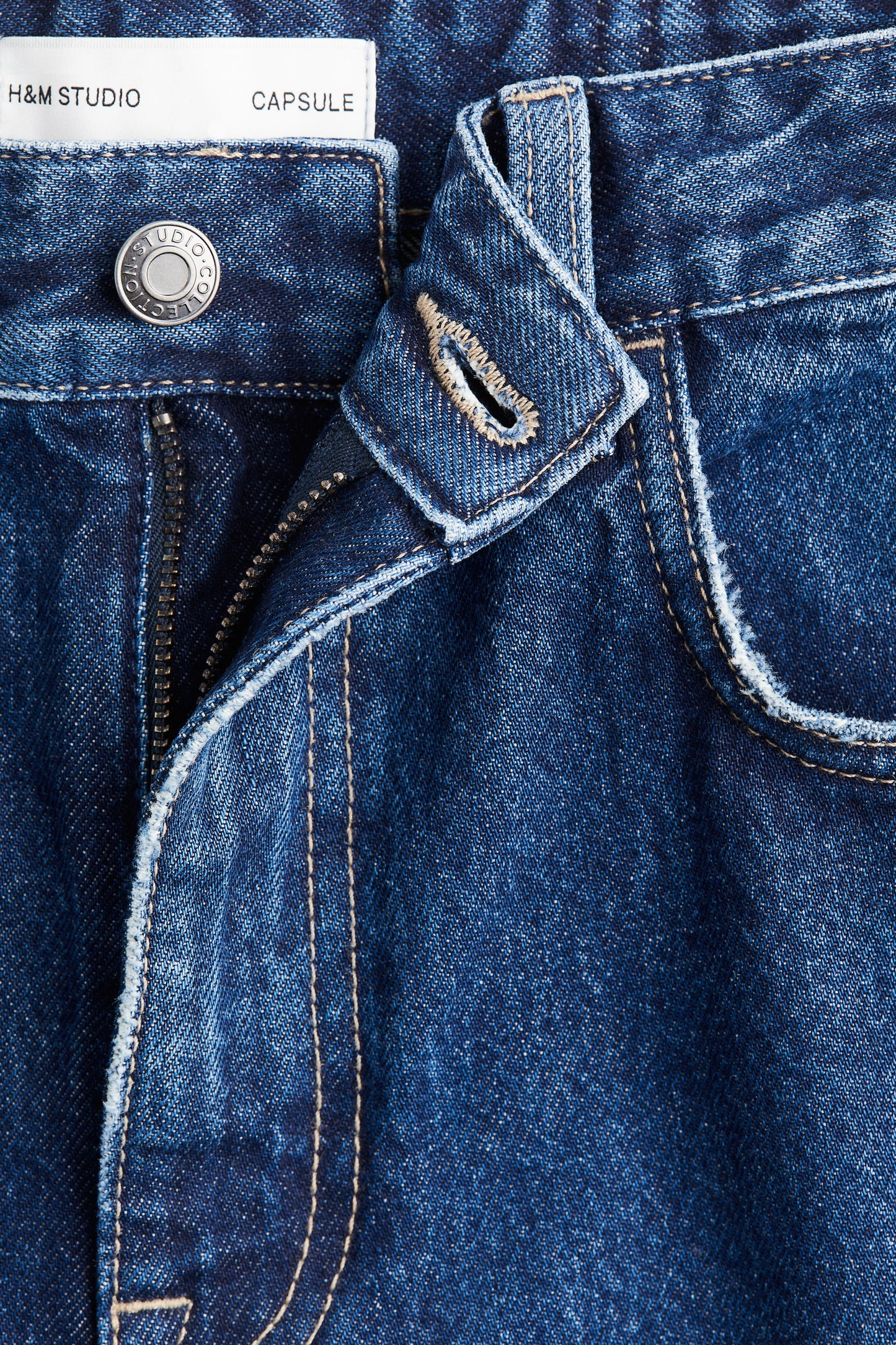 Two-toned straight-leg jeans