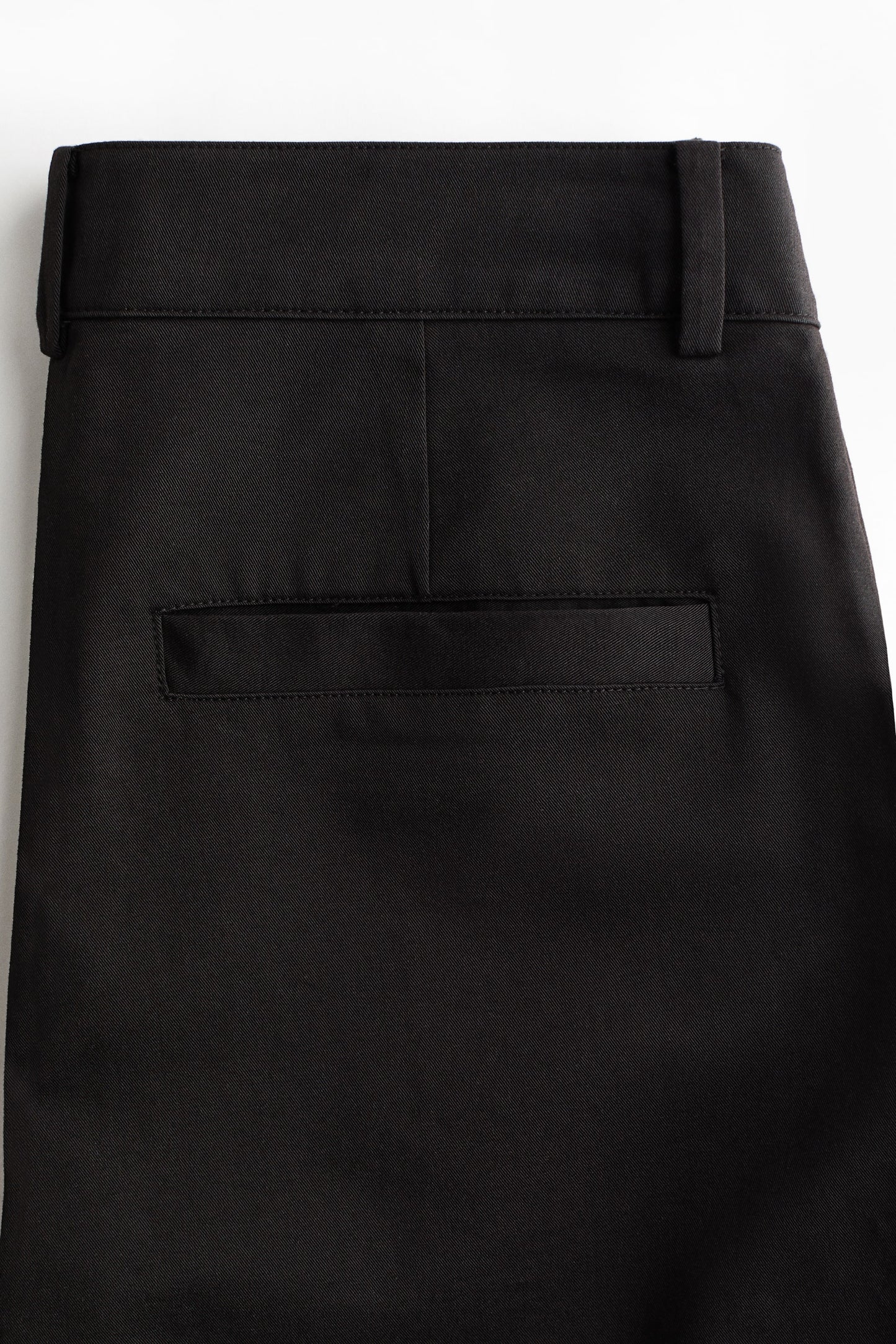 Balloon-leg trousers