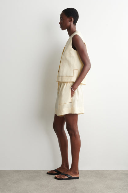 EMBROIDERED-DETAIL LINEN WAISTCOAT