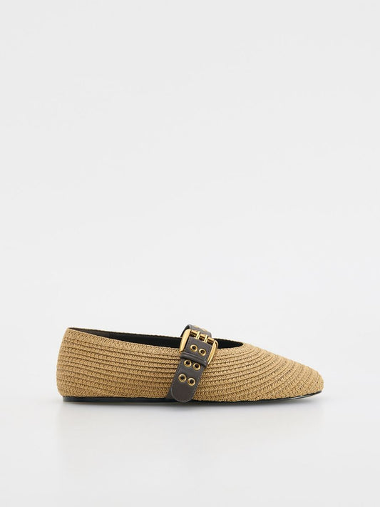 Woven ballet flats with a strap