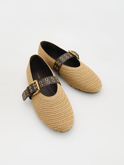 Woven ballet flats with a strap