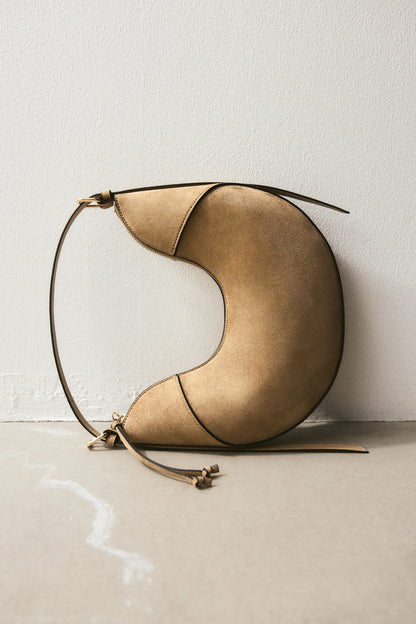 U-shaped shoulder bag
