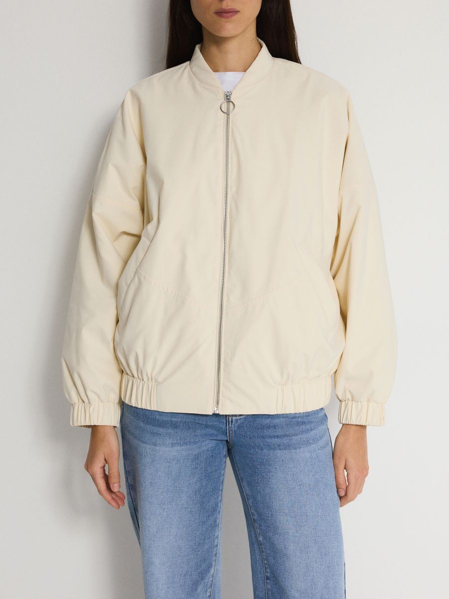 Bomber jacket with pockets