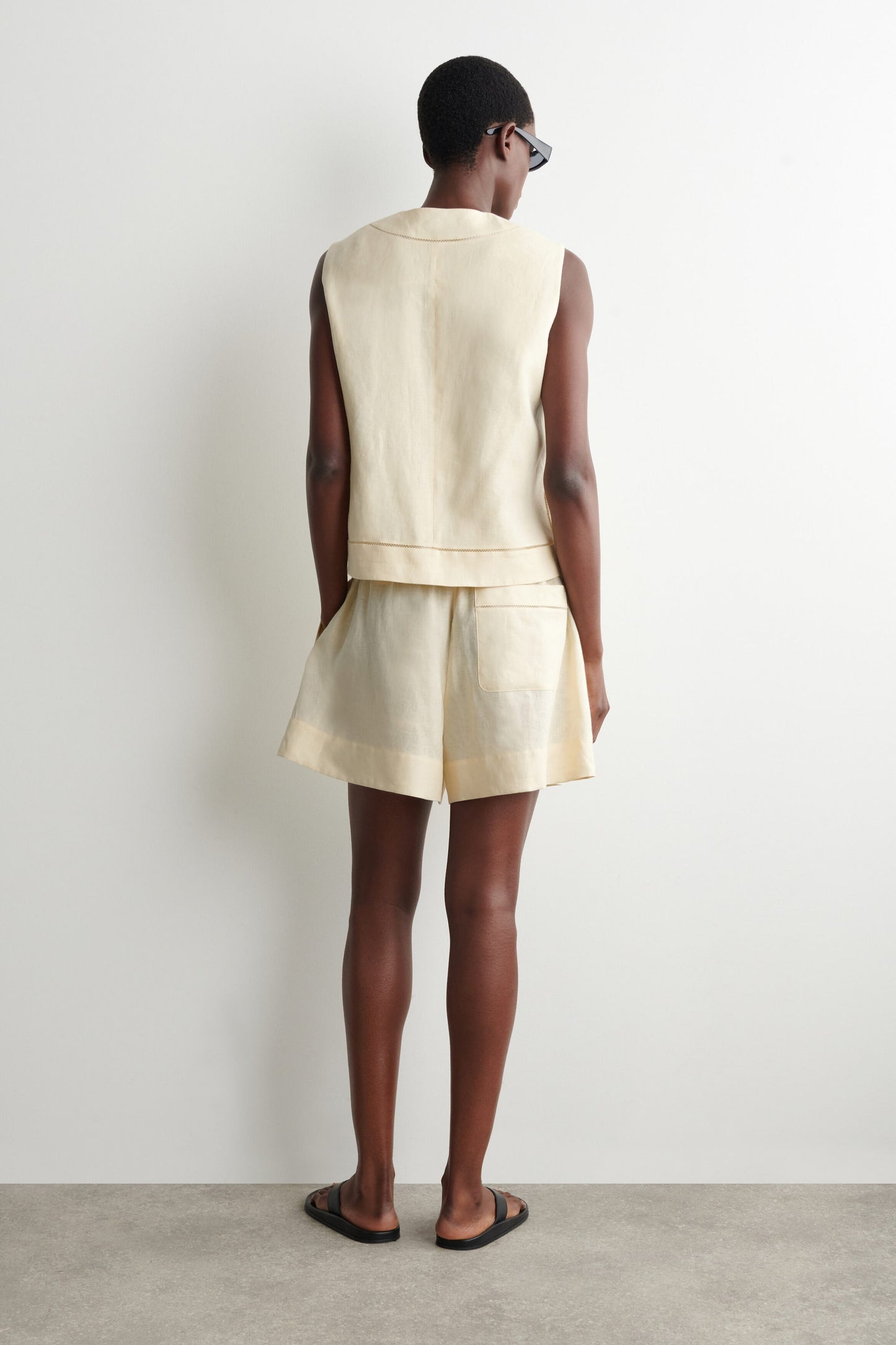 Embroidered-Detail Linen Shorts