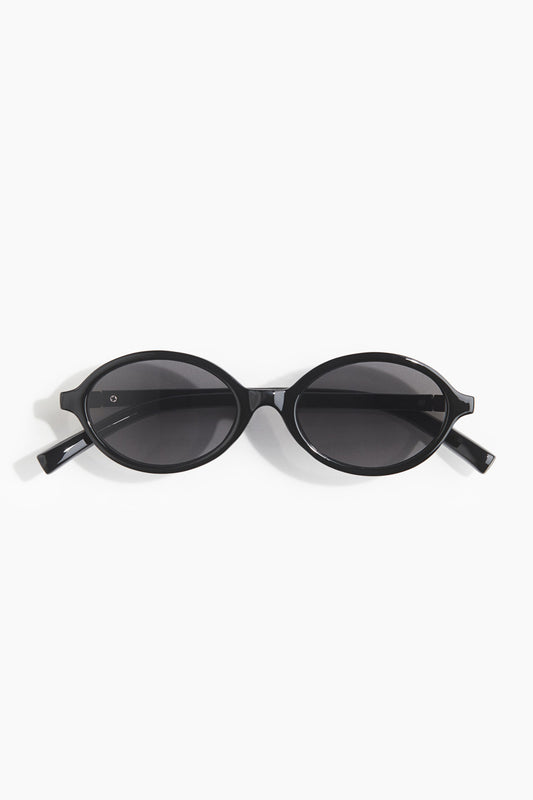 Oval sunglasses