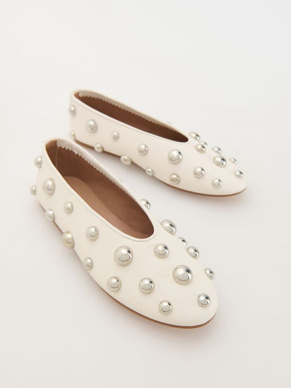 Ballerinas with decorative studs