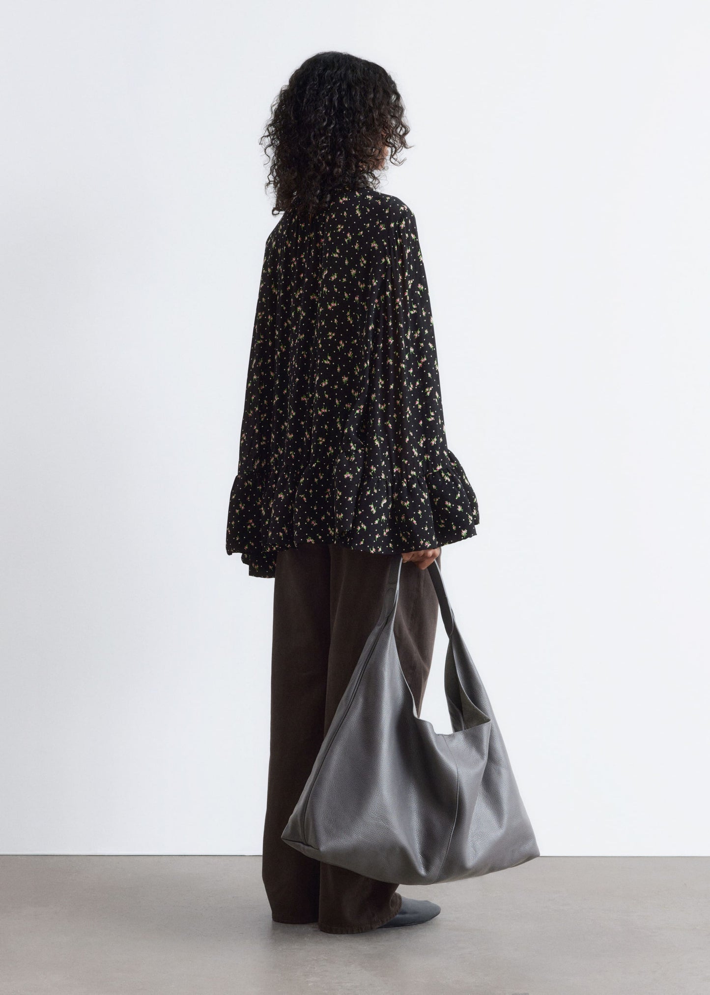Frilled Stand-Collar Blouse