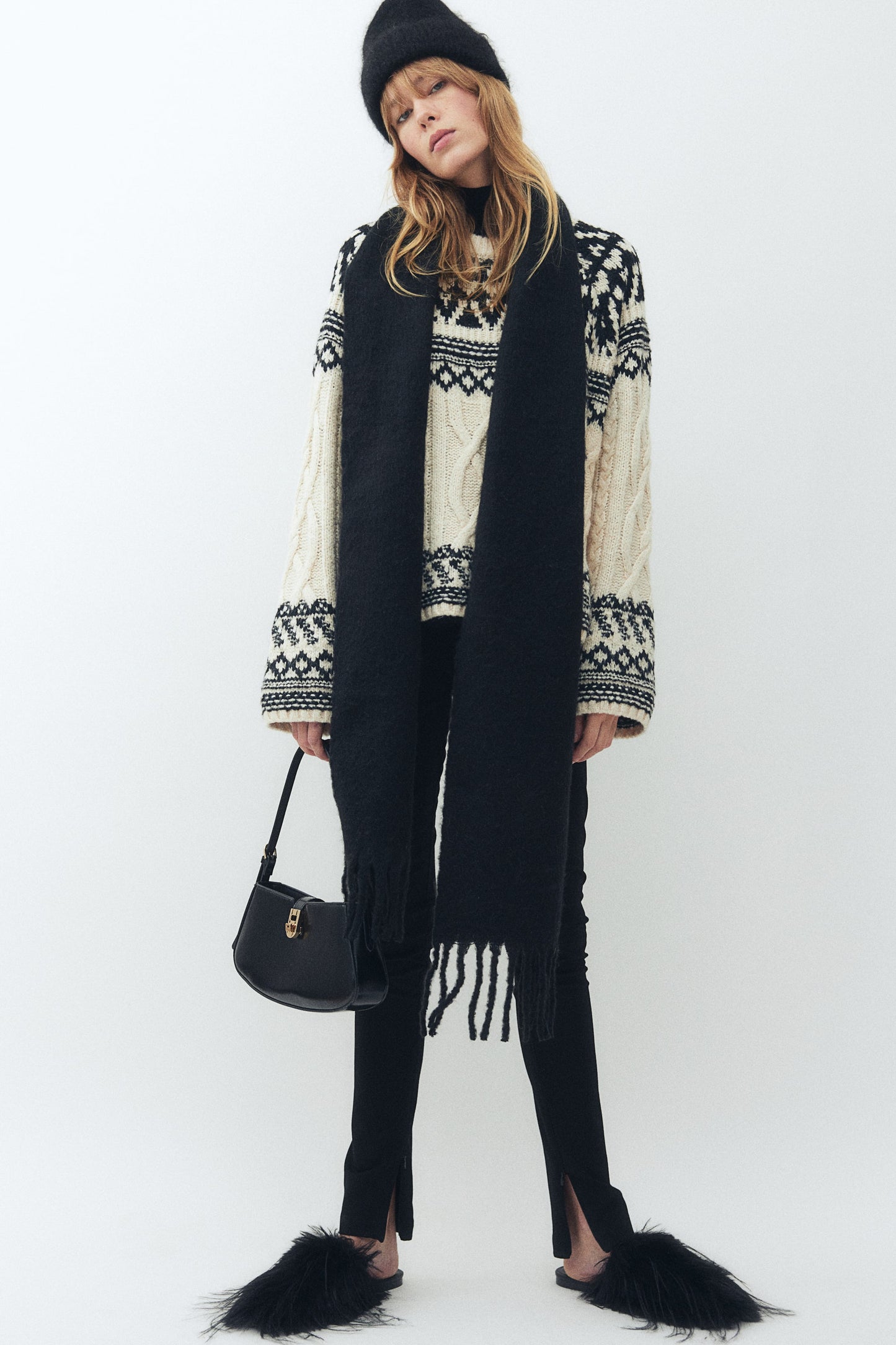 Jacquard-knit jumper