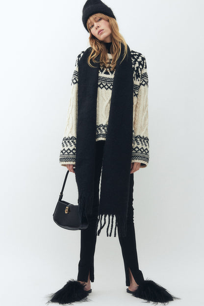 Jacquard-knit jumper