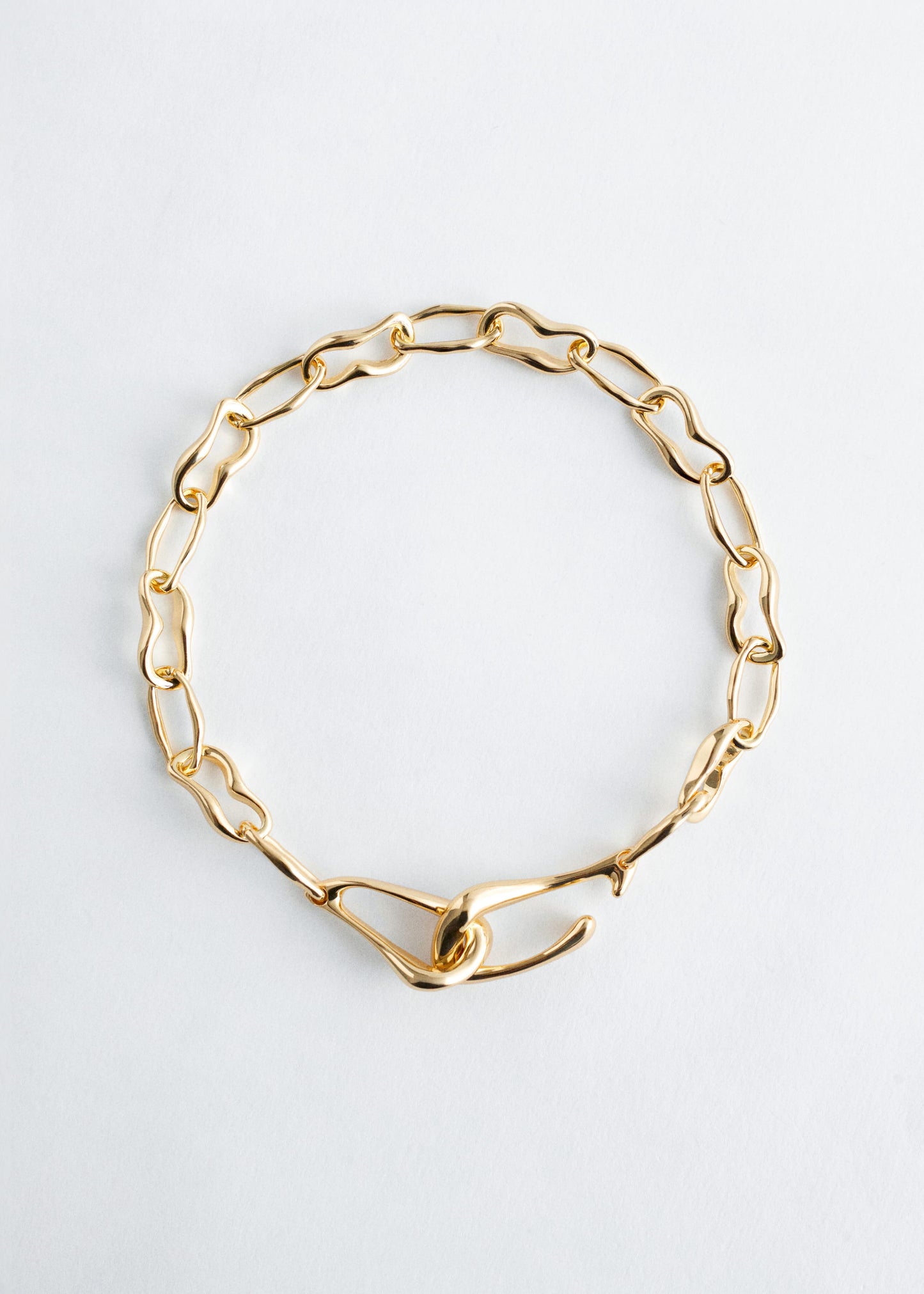 Oversized-Clasp Chain Necklace