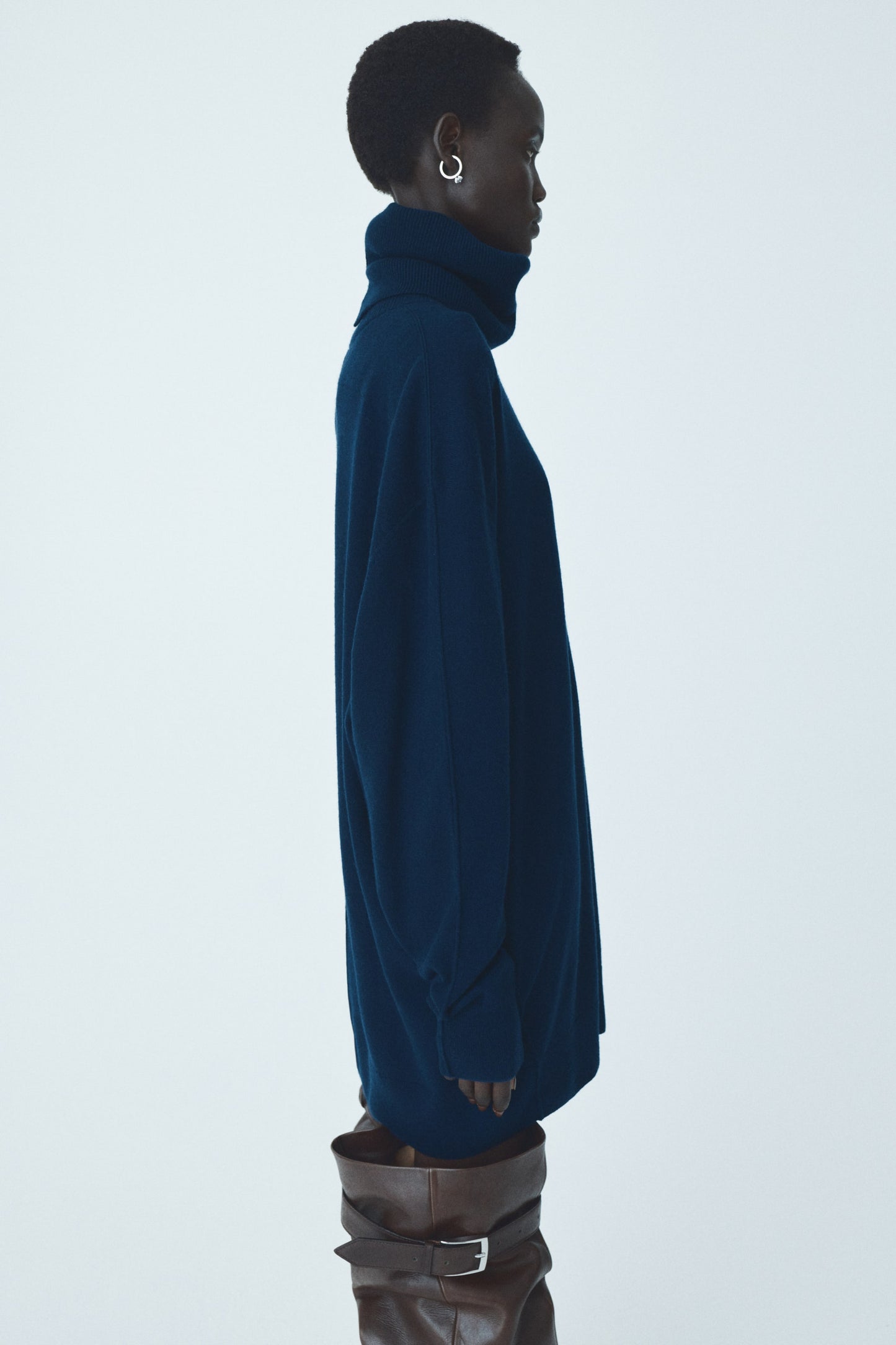 Cashmere-blend jumper