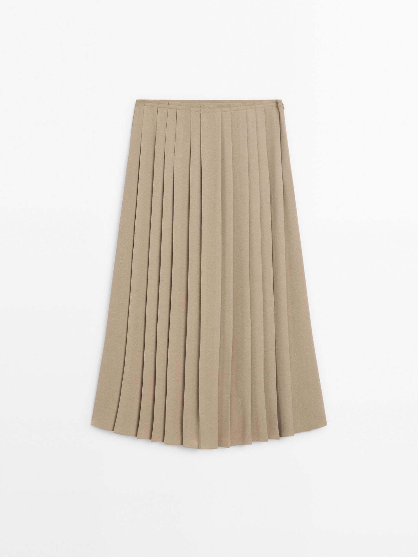 Long skirt with pleated detail