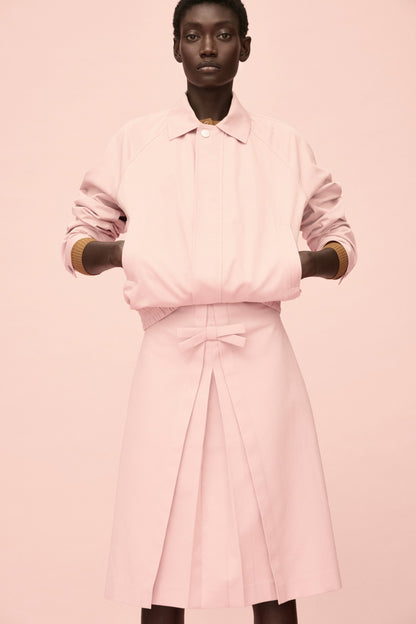 Bow-front skirt
