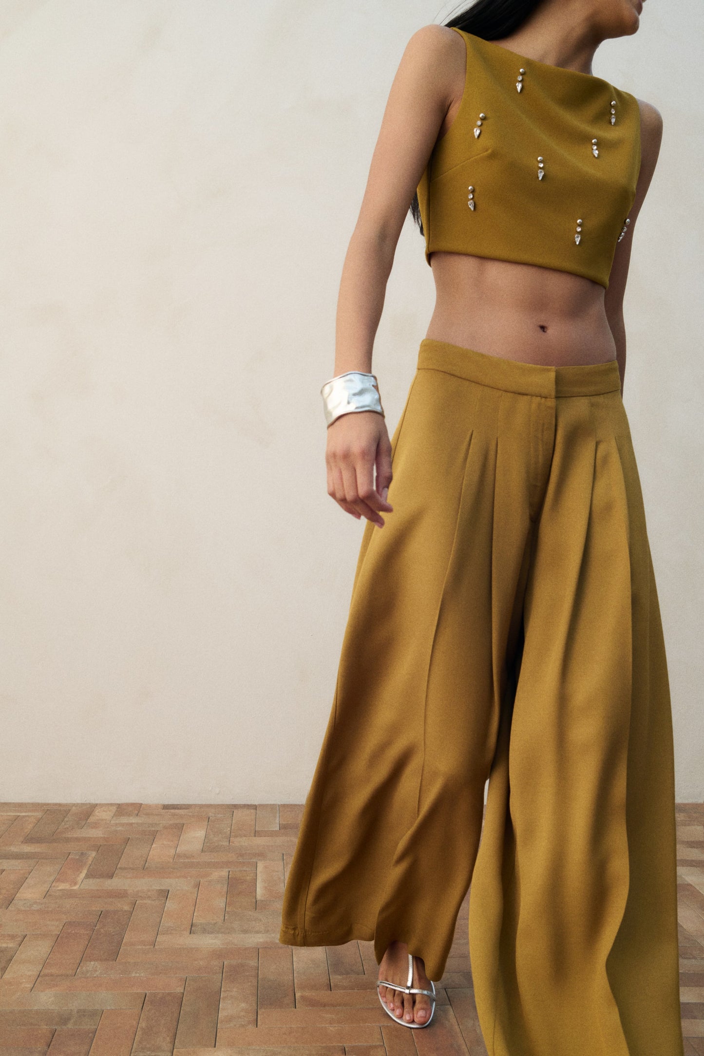Wide trousers