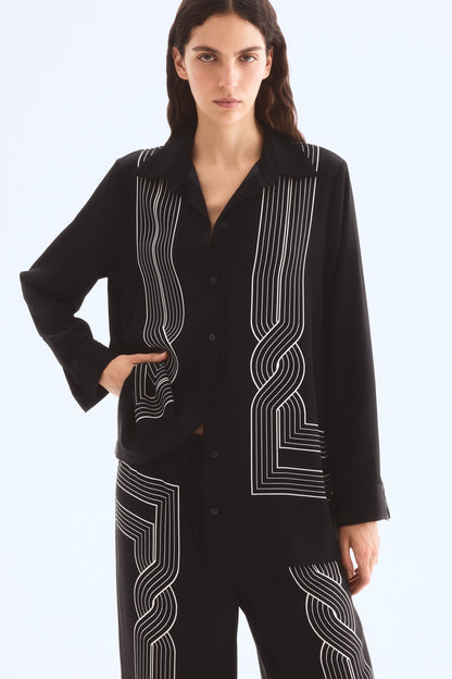 Oversized printed shirt