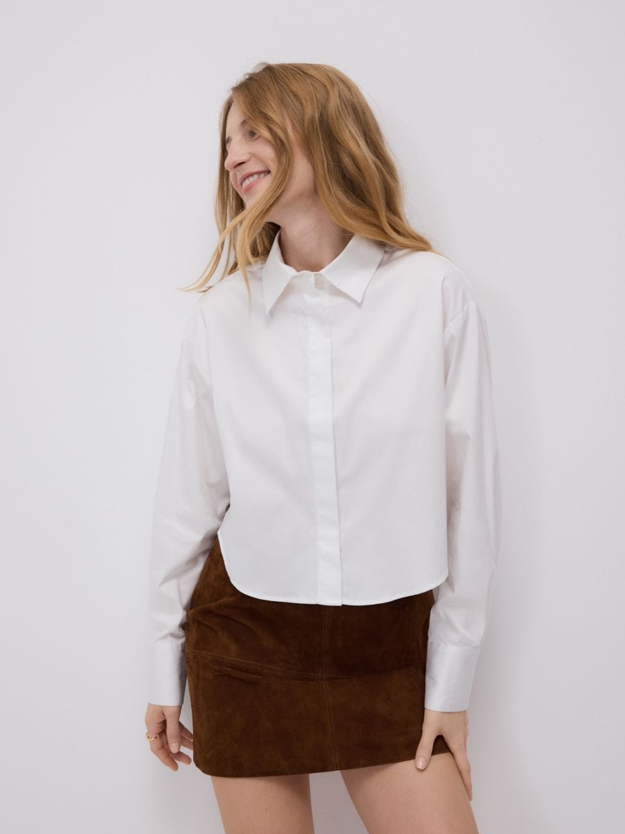 Cropped shirt