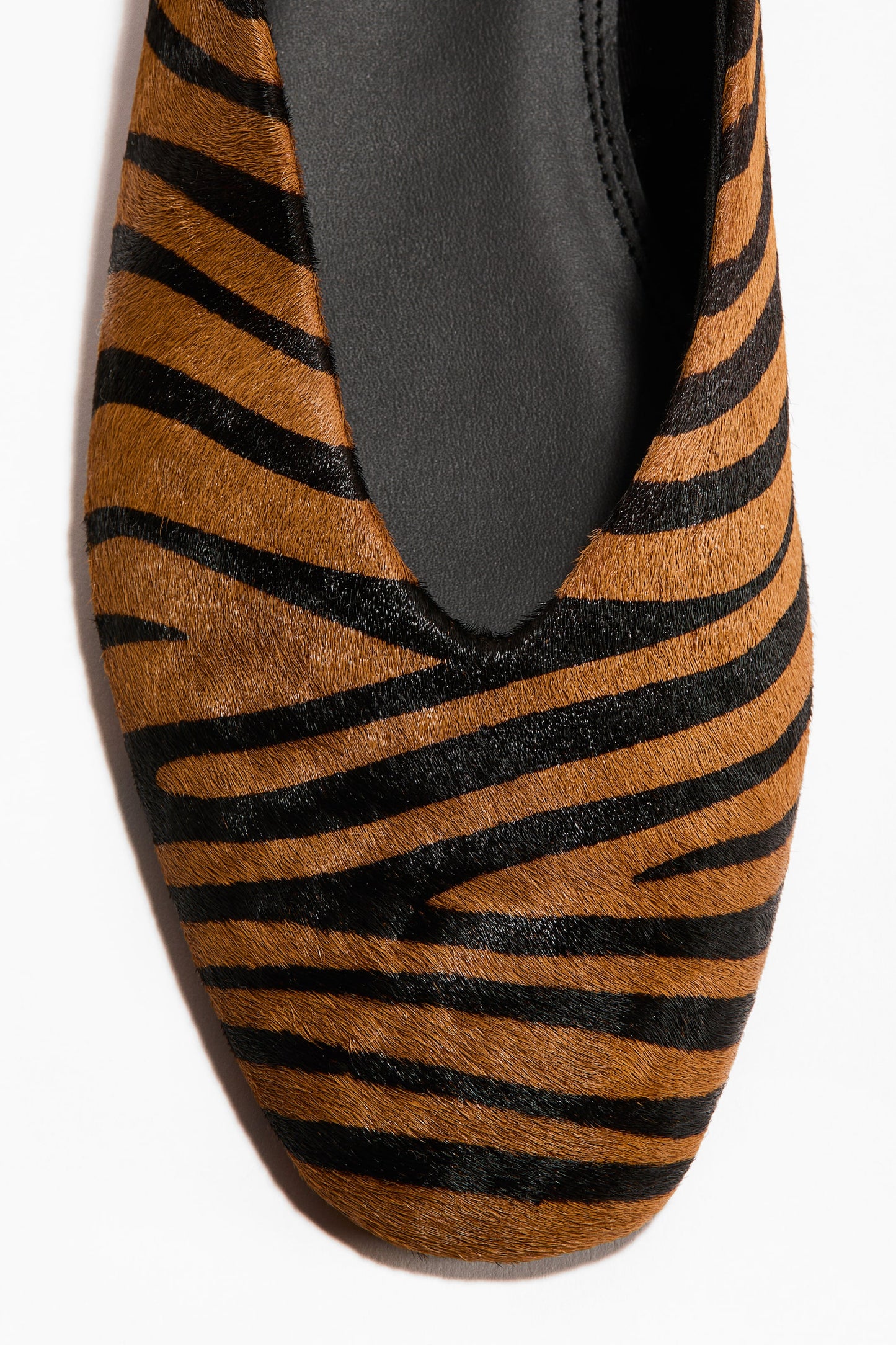 Leather ballet flats