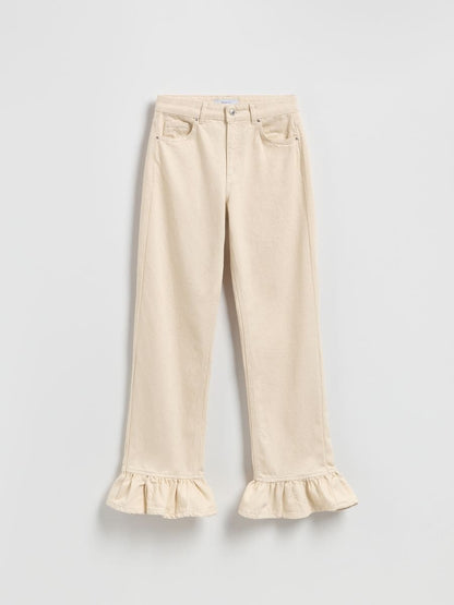 Jeans with ruffles