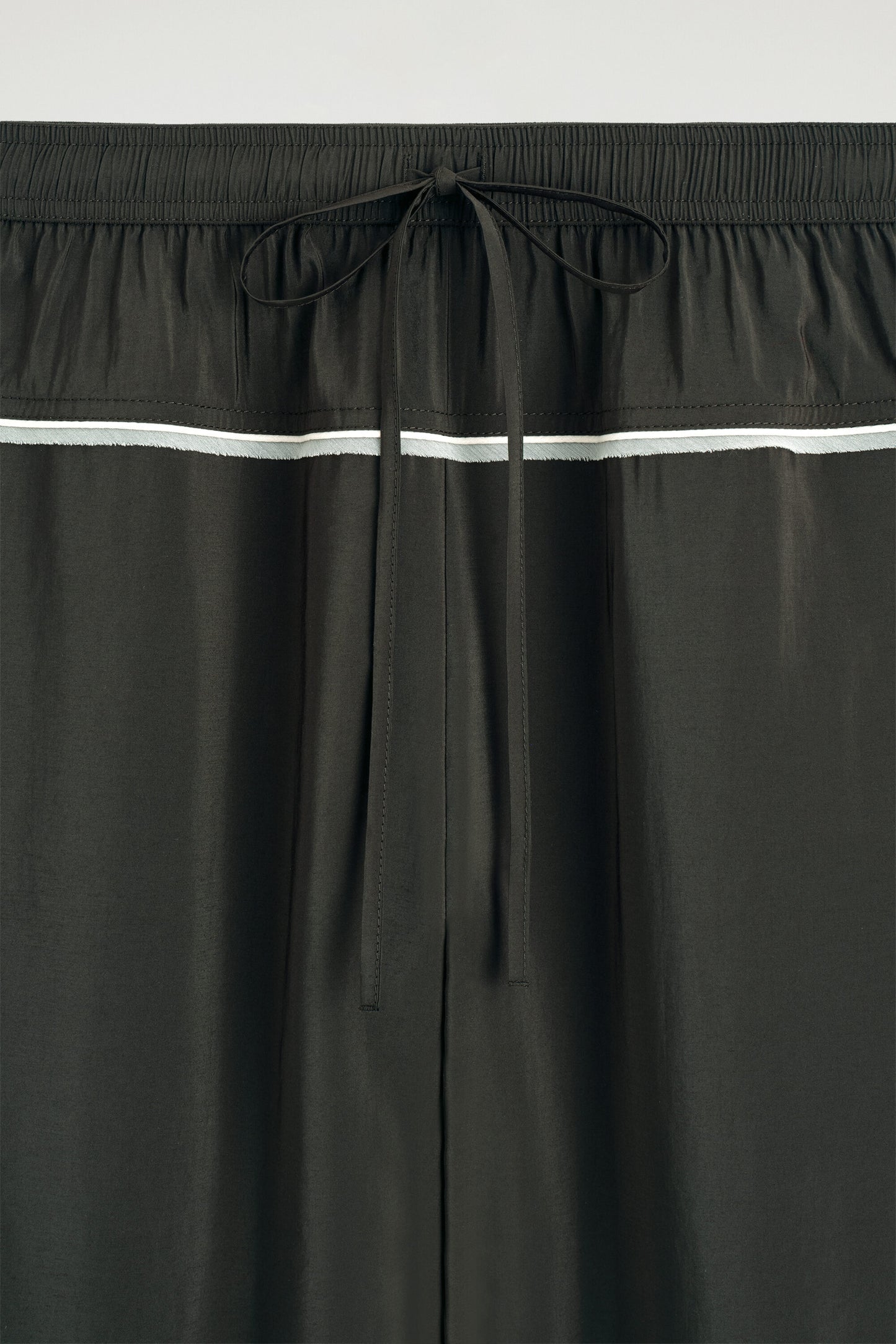 Contrast-piped straight-leg trousers