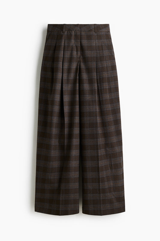 Wide tailored trousers