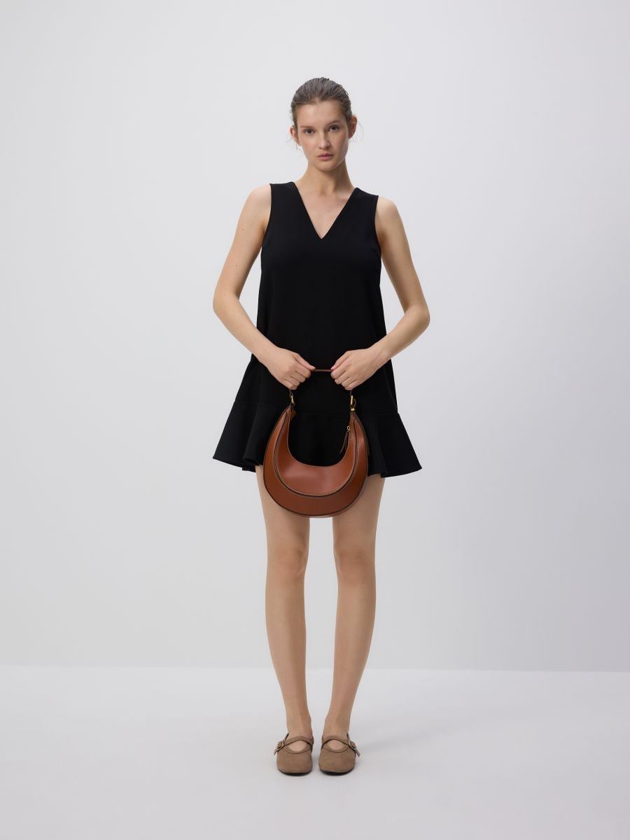 Hobo bag with stitching