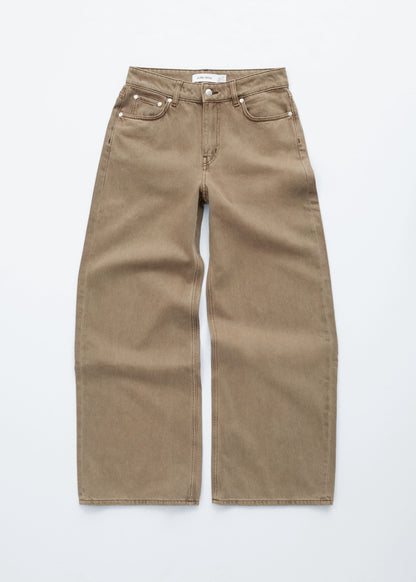 Relaxed Wide-Leg Jeans